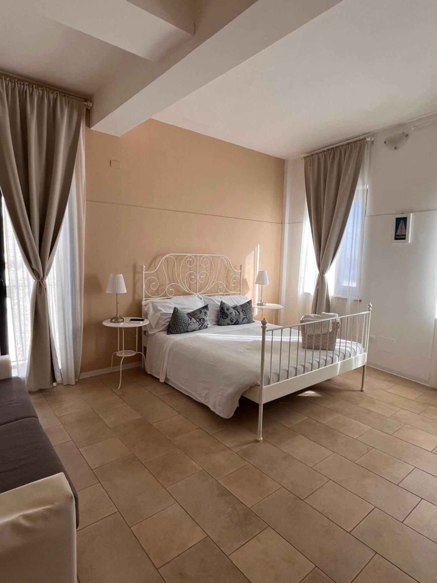 Regina Margherita B&B Marzamemi Eksteriør bilde